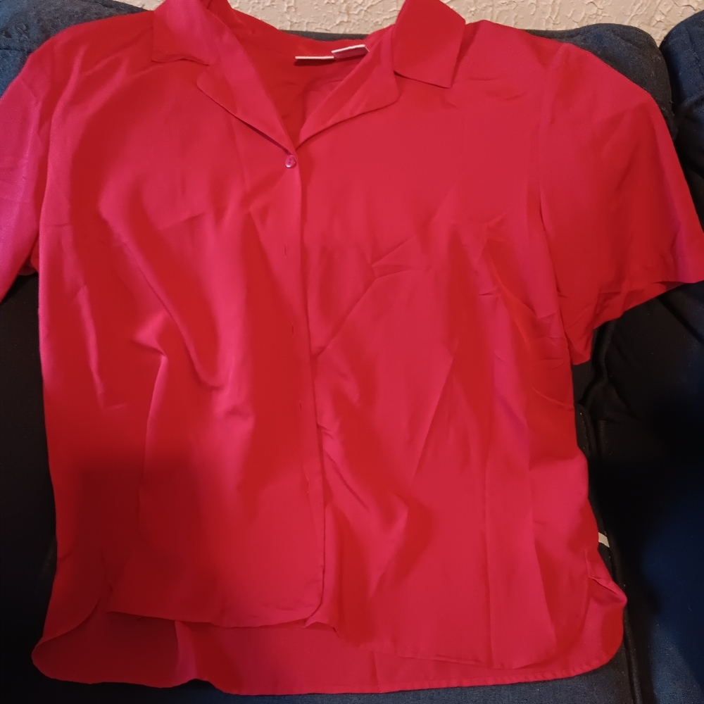 Liz Baker Woman 20W Red Short Sleeve Blouse